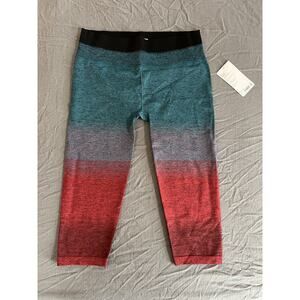 Women’s Athleta Relay capri Size XL Leggings, NWT, Never Been Worn.